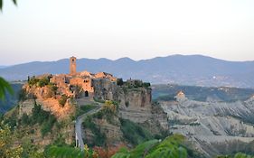 Corte Della Maesta Antica Residenza